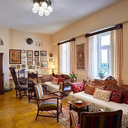 Doma Hotel